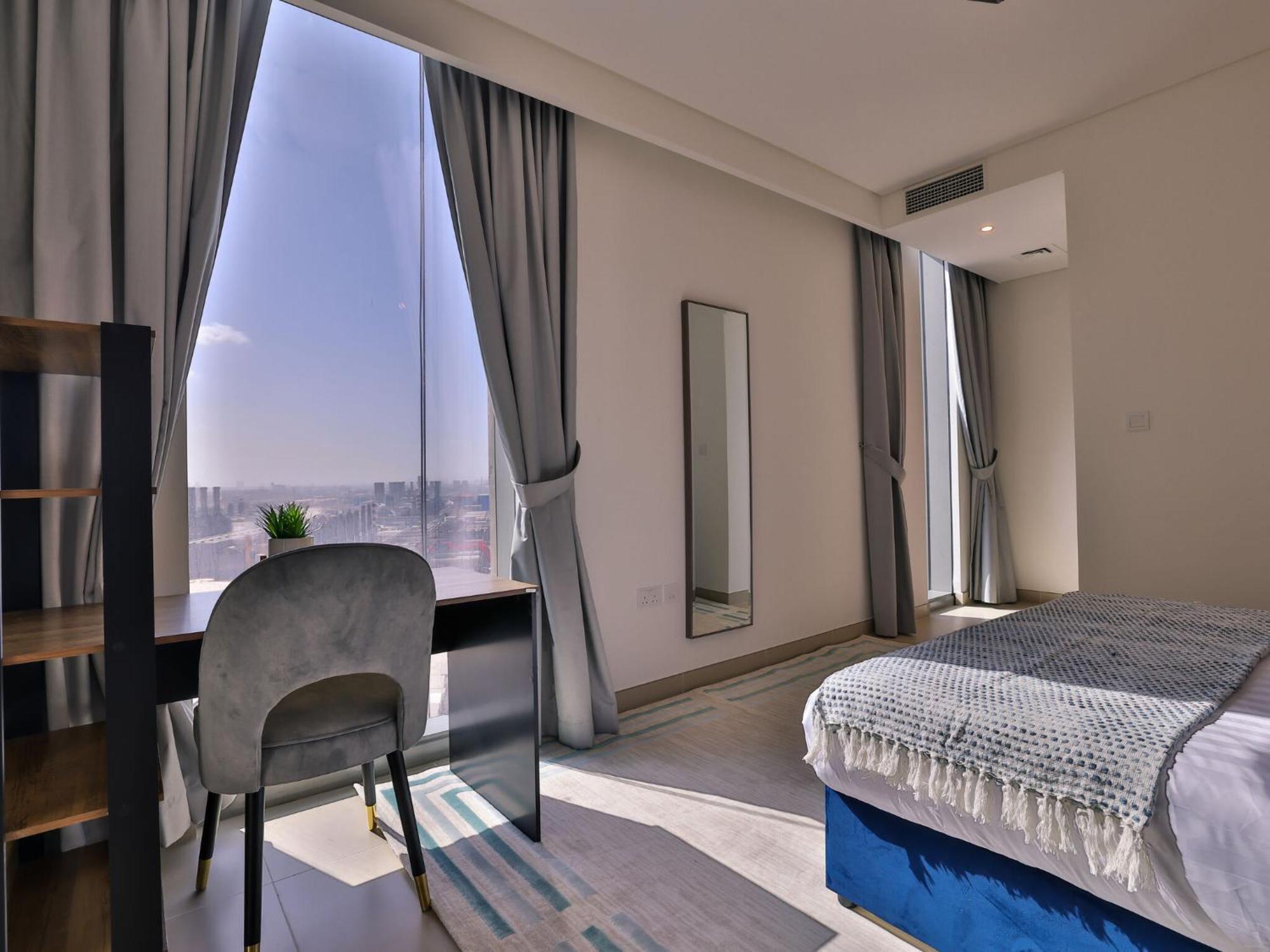 Luxurious Apartments Dubai Marina Views Pool Gym By Sojo Stay Экстерьер фото