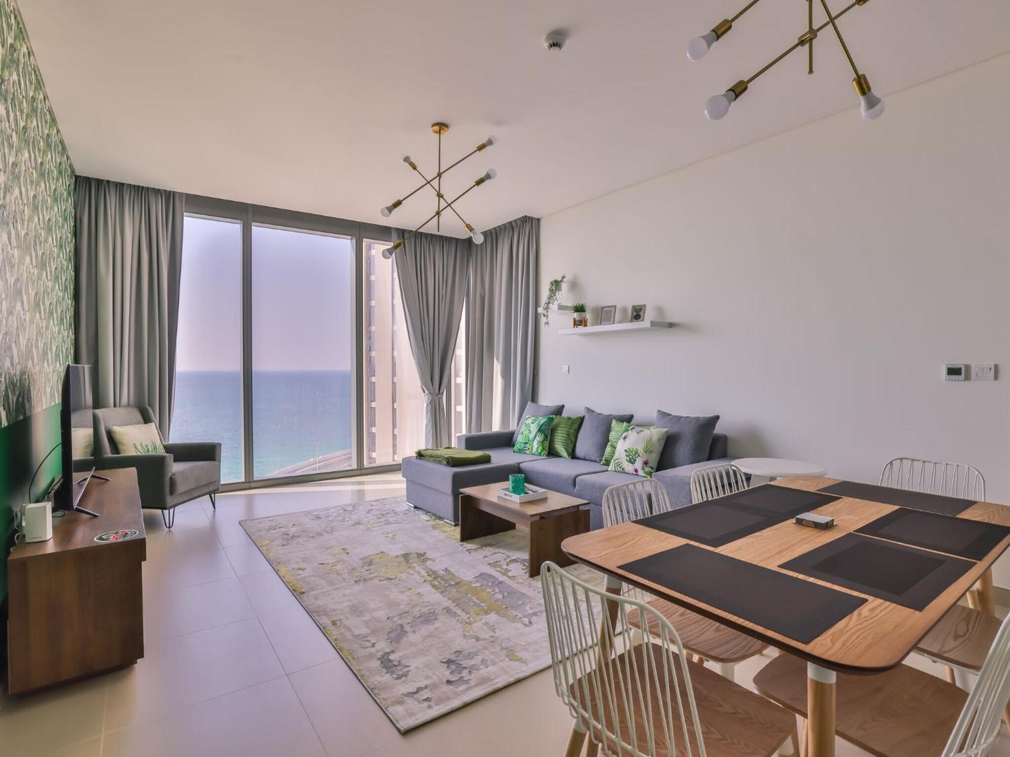 Luxurious Apartments Dubai Marina Views Pool Gym By Sojo Stay Экстерьер фото