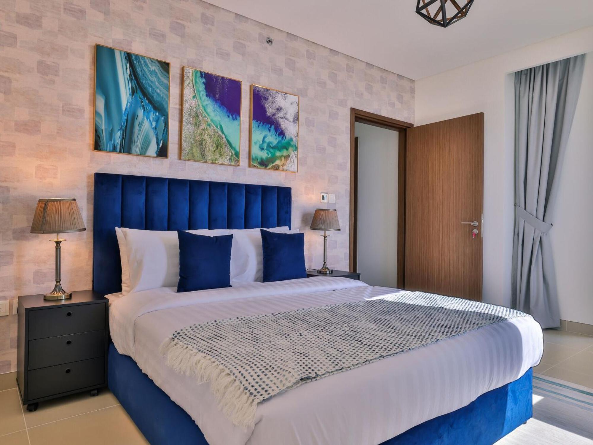 Luxurious Apartments Dubai Marina Views Pool Gym By Sojo Stay Экстерьер фото